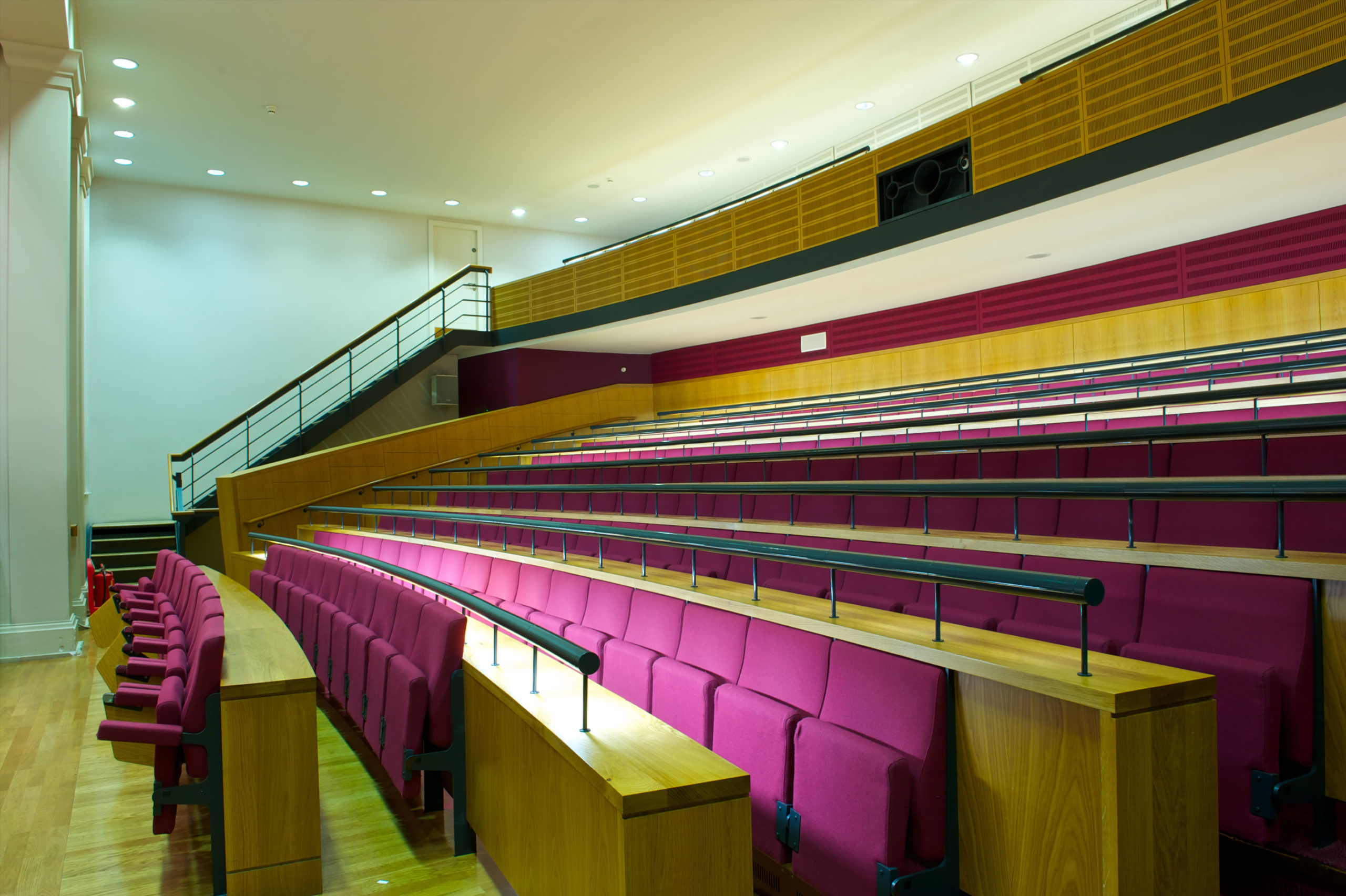 London, King's College - Lecture Theatre