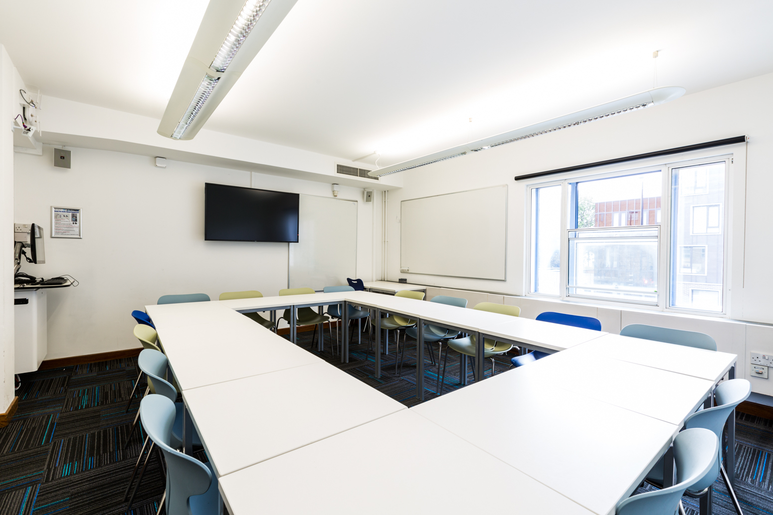 Queen Mary University of London - Classroom
