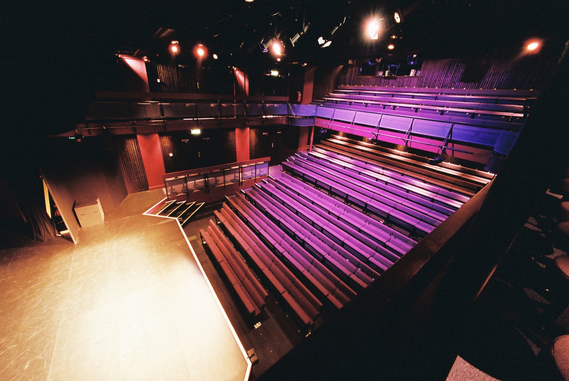 Hatfield, Queenswood School - Auditorium