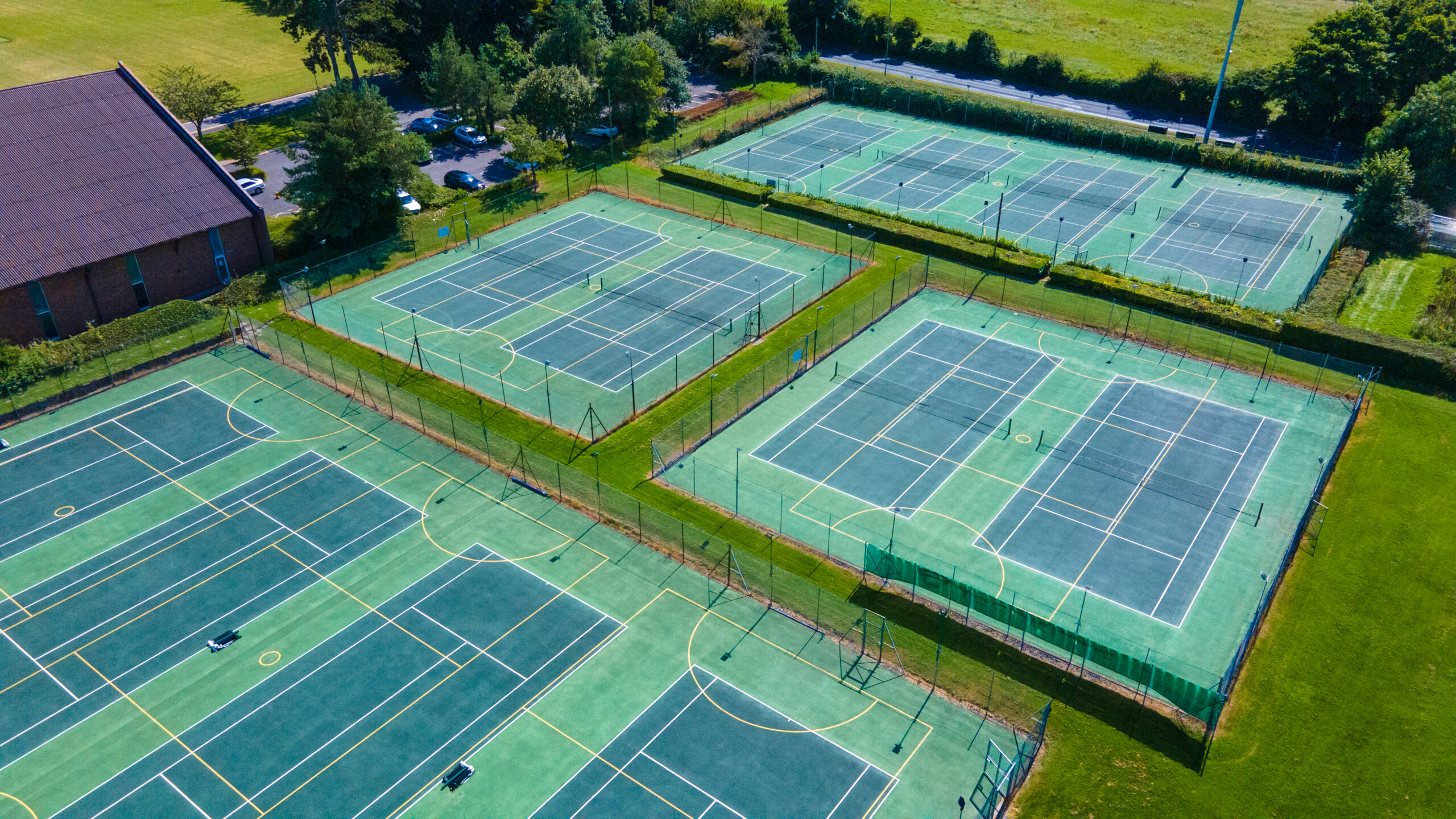 Winchester, St Swithun's - Tennis Courts